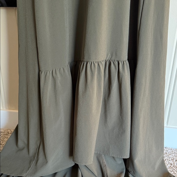 Sleeveless Olive Green Maxi Dress - Picture 3 of 3